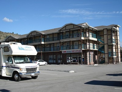 RIVERSIDE COURT CONDO